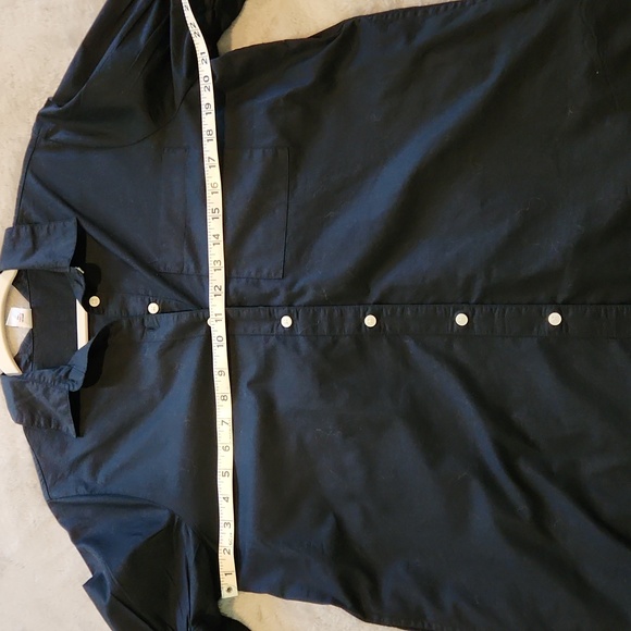 Old Navy black cotton shirt dress in great condition! Classic. Size Medium - Picture 10 of 10